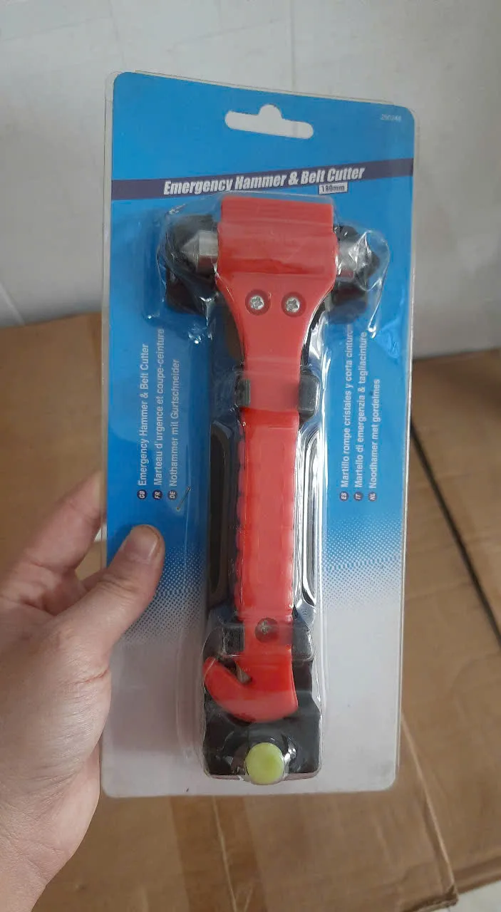 gen-n-búa 1 Búa thoát hiểm phản quang