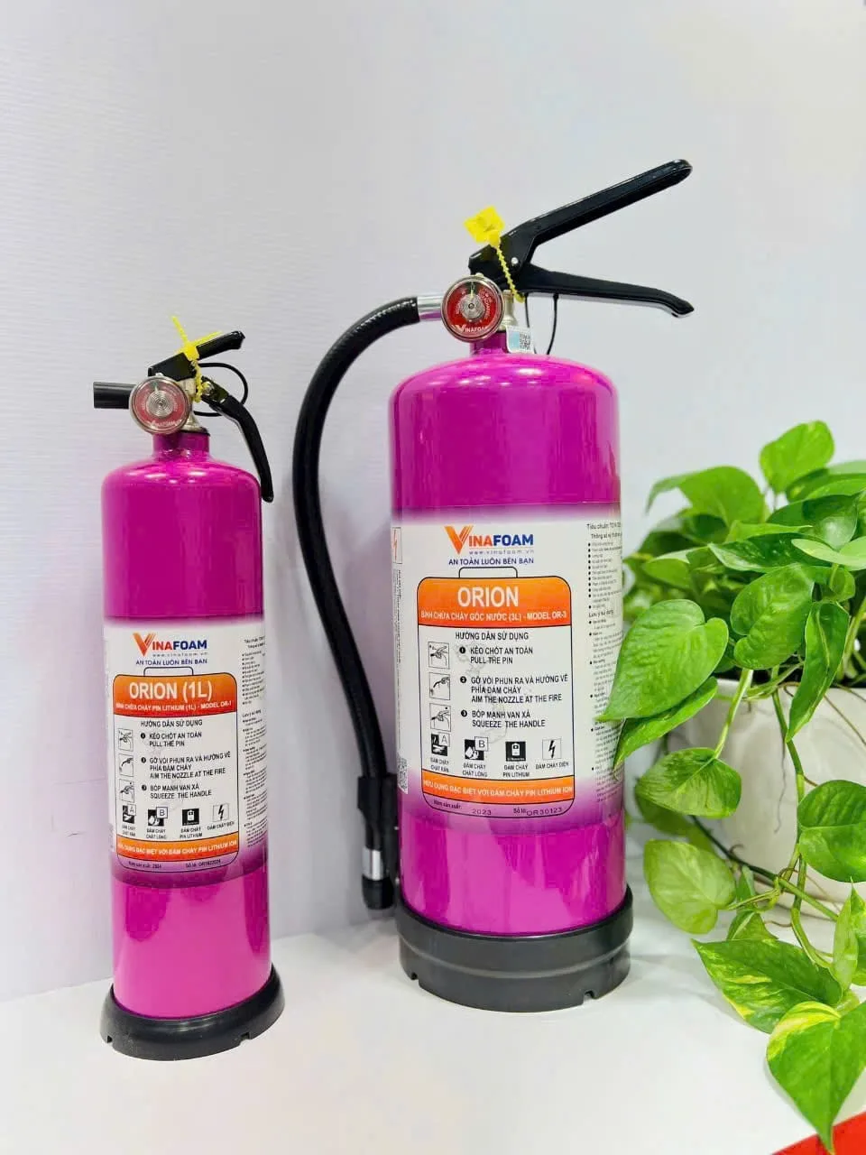 Bình chữa cháy PIN LITHIUM VINAFOAM ORION 3L + TEM KIỂM ĐỊNH